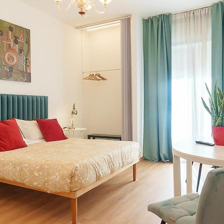 Via Prospero Petroni 9 - Bari Stazione - Hotell Eksteriør bilde