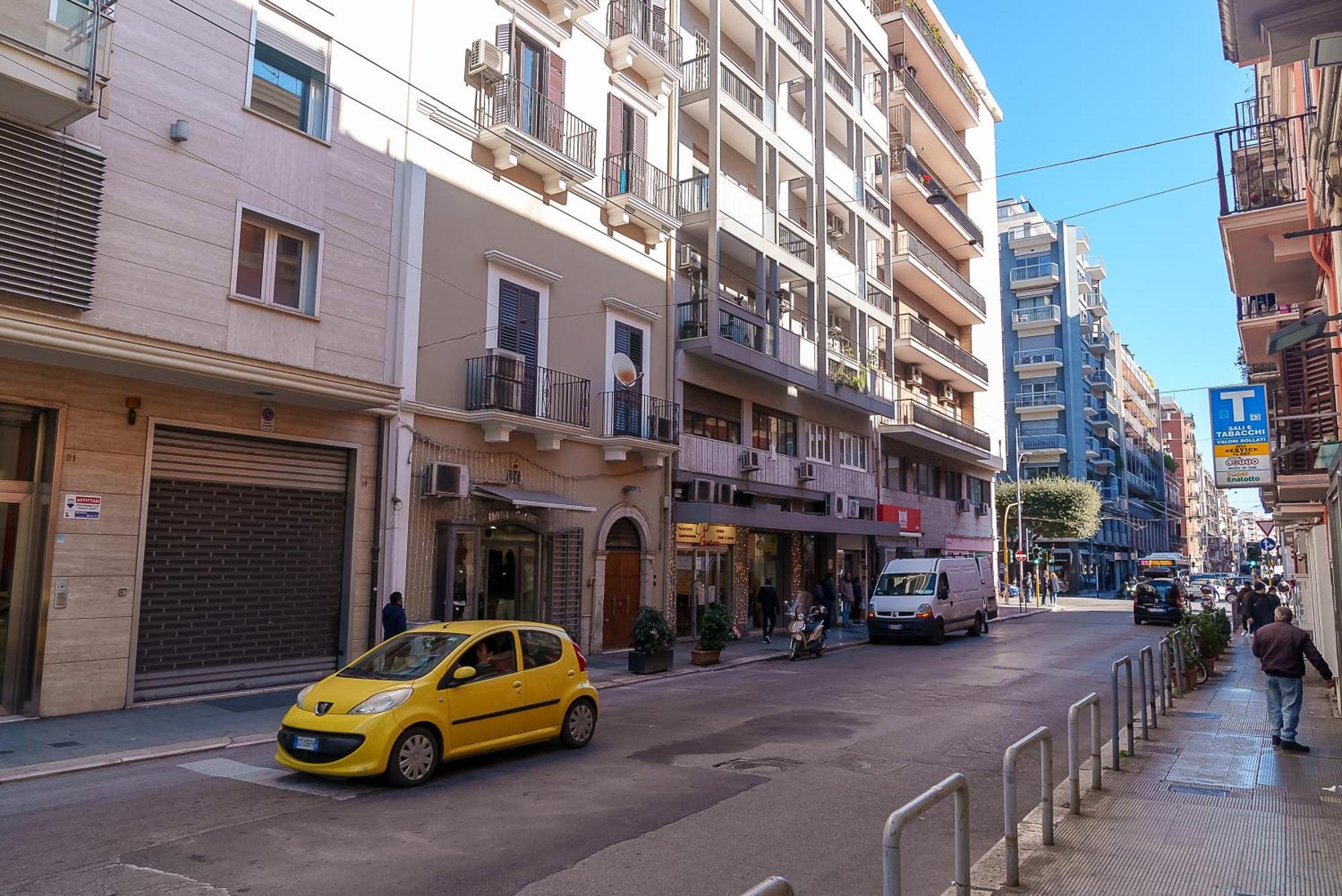 Via Prospero Petroni 9 - Bari Stazione - Hotell Eksteriør bilde
