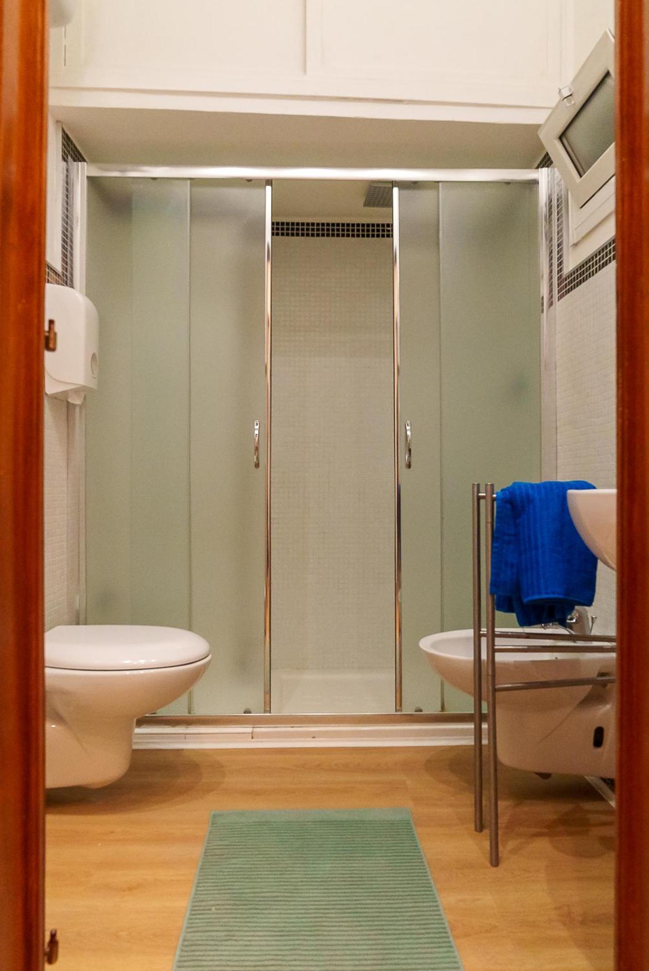 Via Prospero Petroni 9 - Bari Stazione - Hotell Eksteriør bilde